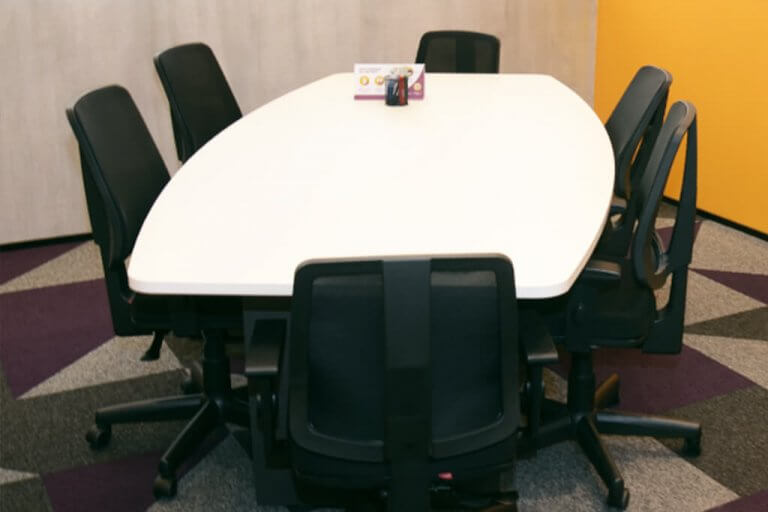 Mesa de Reunião